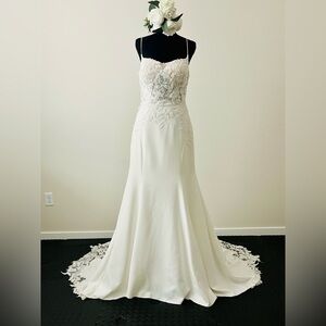 Allure Bridals Ivory Lace Bodice Wedding Dress - A1253